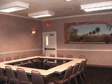 Econo Lodge Inn And Suites Eagle Pass Exteriör bild